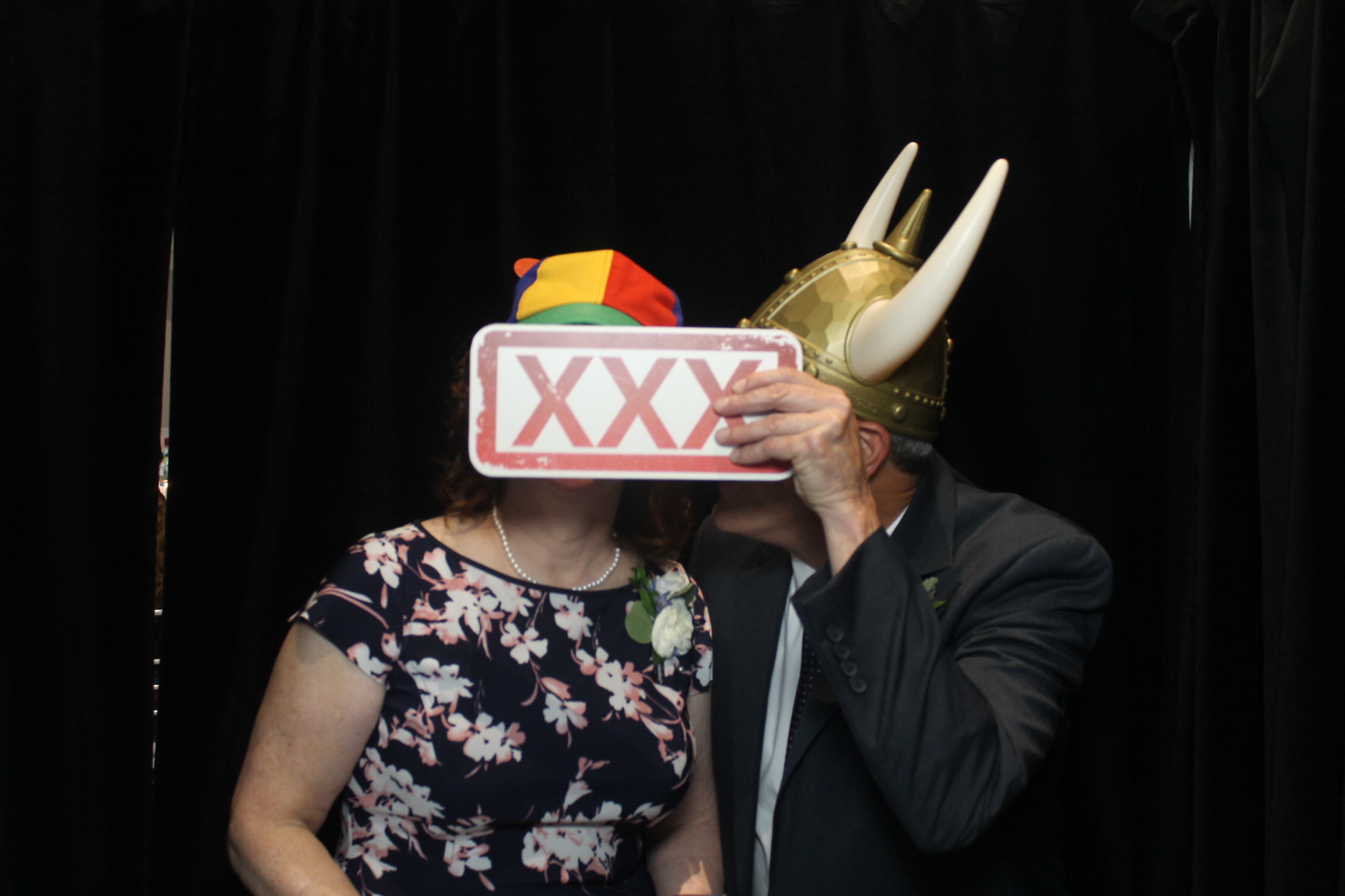 Katie Hunt & Nicolas De La Vega Reception  | View more photos from the event at gallery.photoboothcincy.com/u/PhotoBoothCincy/Katie-Hunt-Nicolas-De-La-Vega-Reception